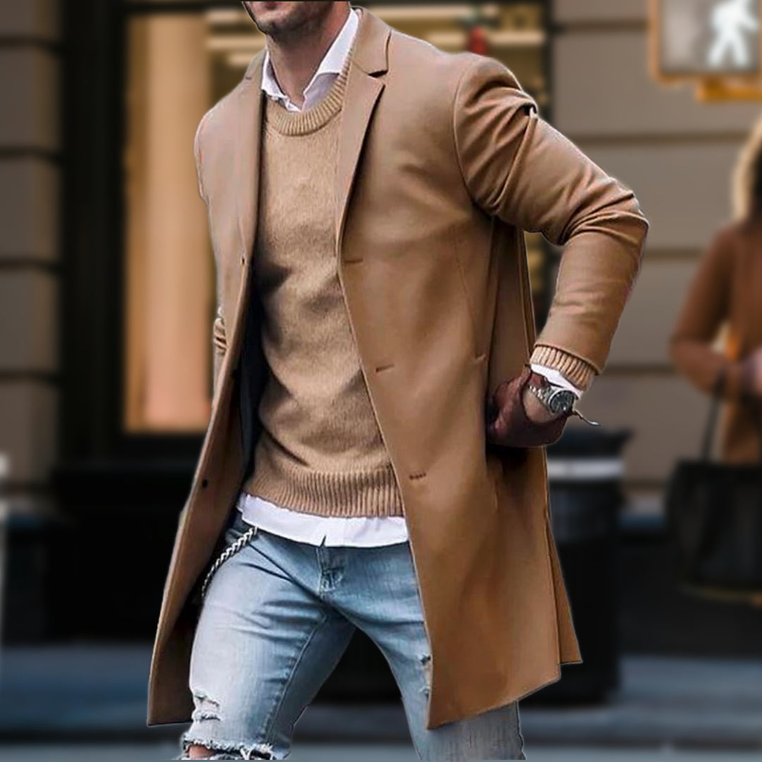 Cyrille – Elegant and Versatile Coat