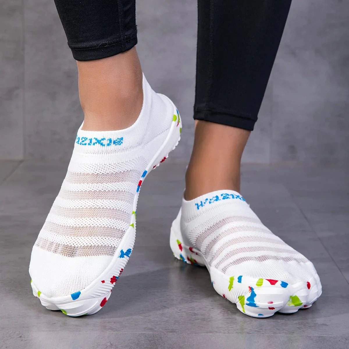 Unisex Black Quick-Dry Aqua Shoes for Beach and Sports