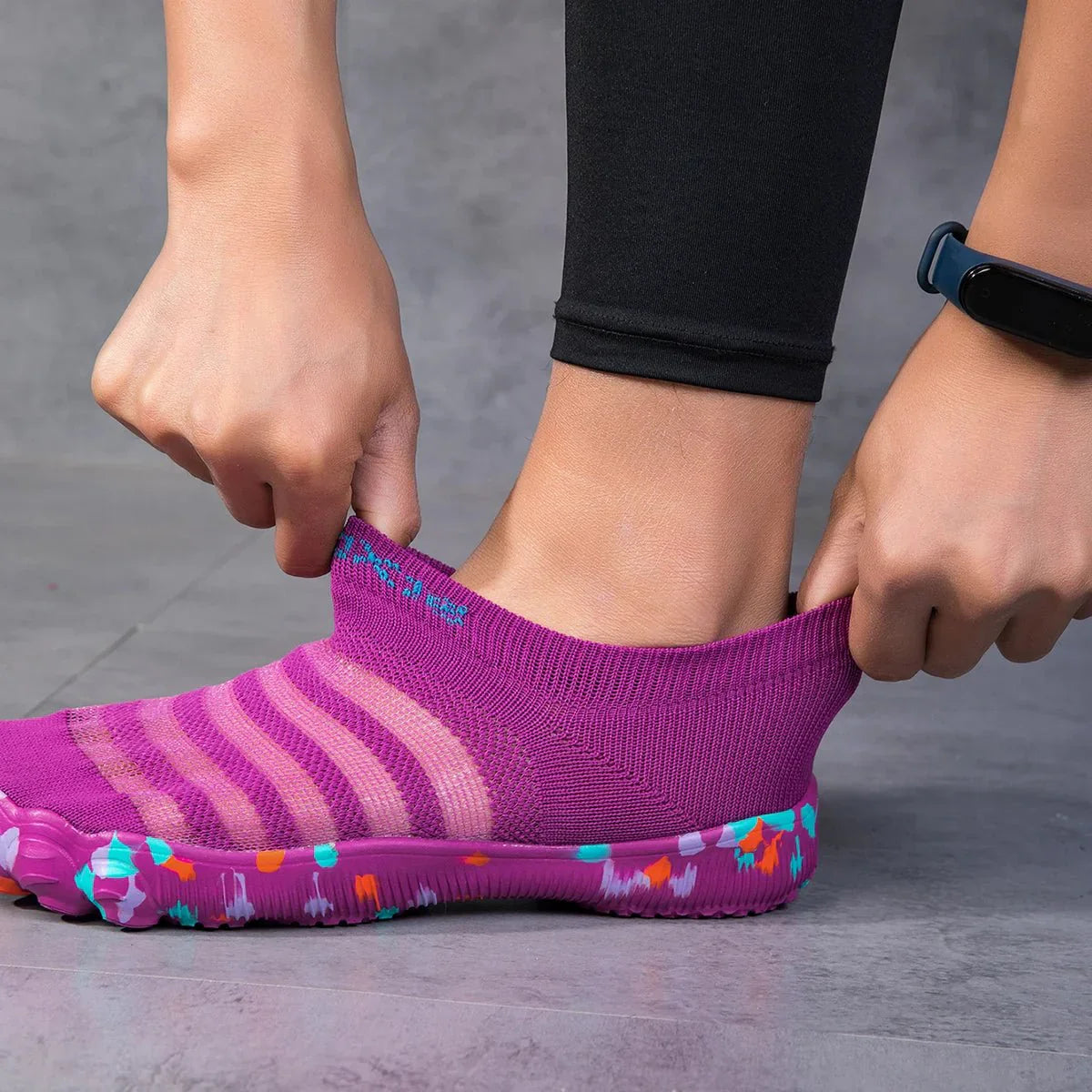 Unisex Black Quick-Dry Aqua Shoes for Beach and Sports