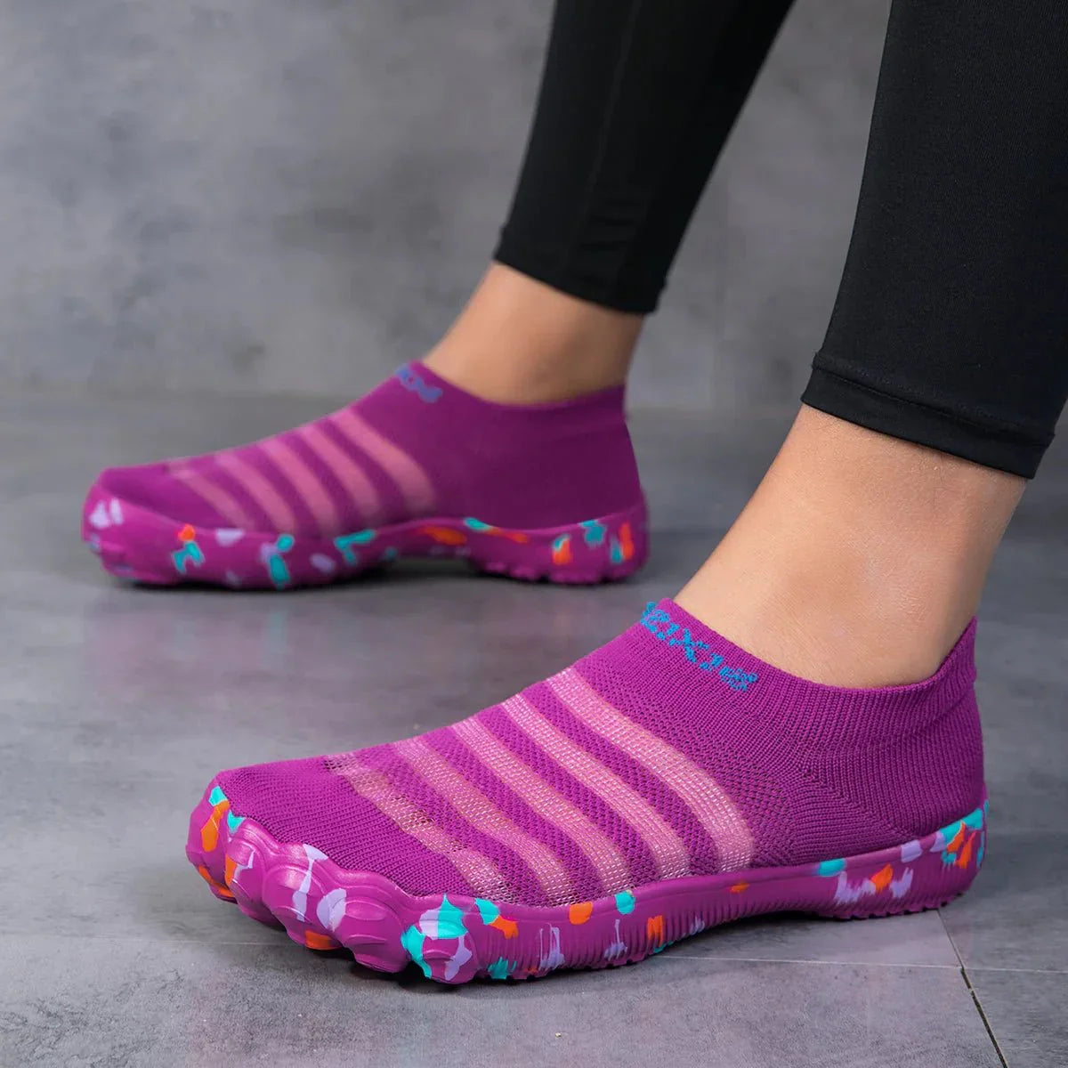 Unisex Black Quick-Dry Aqua Shoes for Beach and Sports