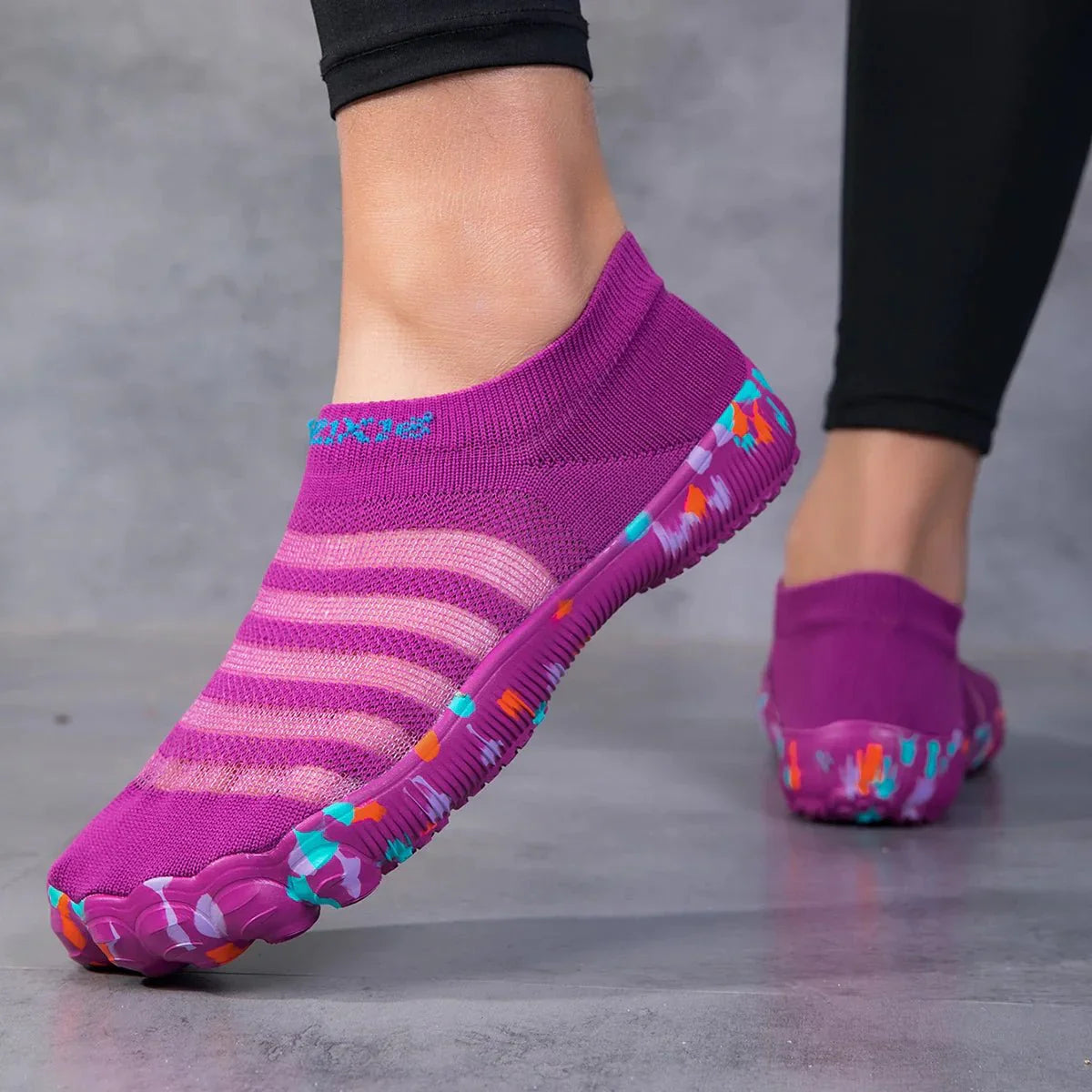 Unisex Black Quick-Dry Aqua Shoes for Beach and Sports