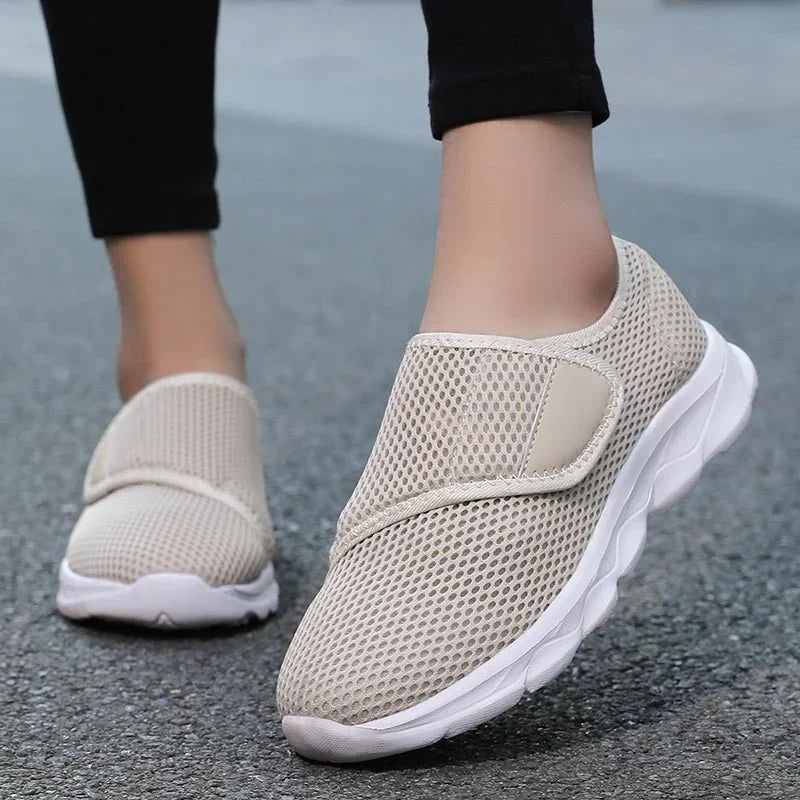 Unisex Comfortable Wide Breathable Shoes with Rubber Sole