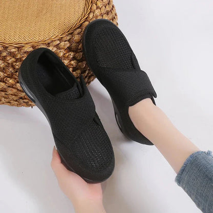 Unisex Lightweight Breathable Beige Summer Shoes with Velcro