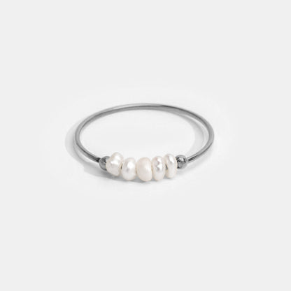 Silver ring with classic freshwater pearls