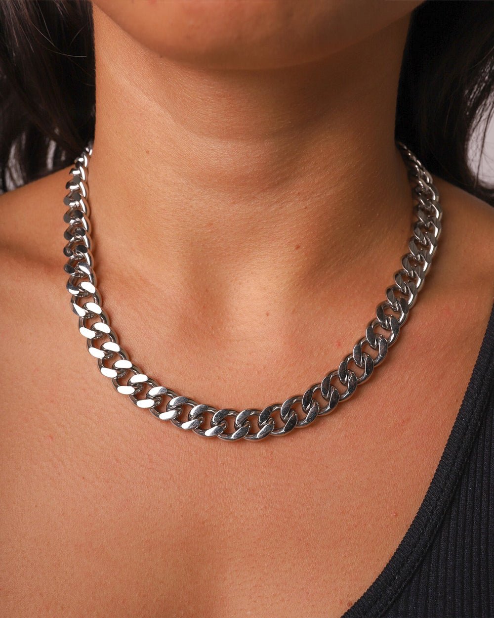 CLEAN CUBAN CHAIN. - 12MM