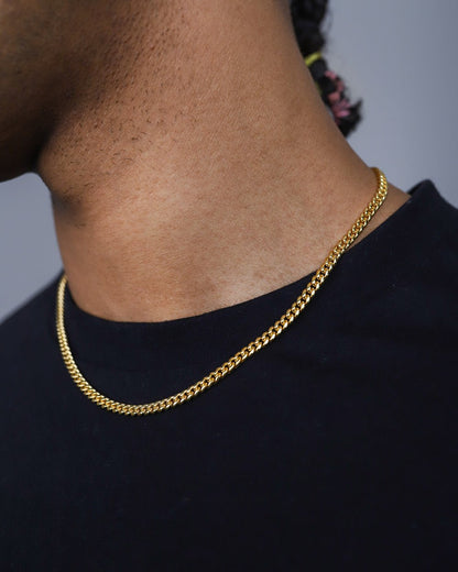 CLEAN CUBAN CHAIN. - 4MM GOLD