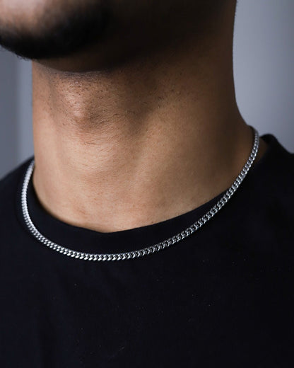 CLEAN CUBAN CHAIN. - 4MM