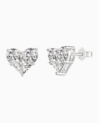 DAZZLING HEART EARRINGS.