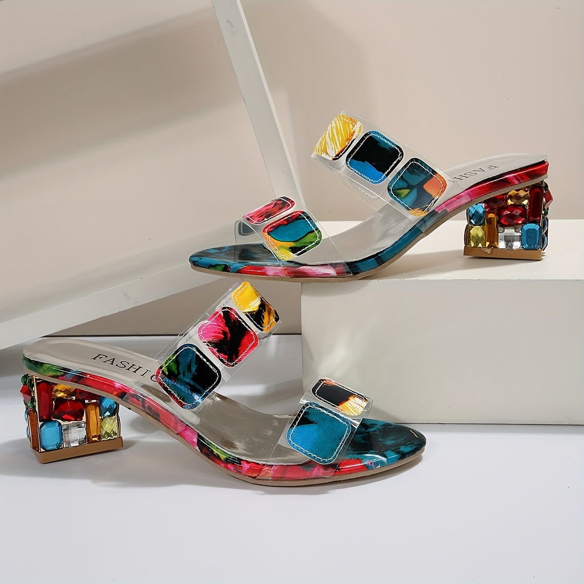 Multicolour / 12