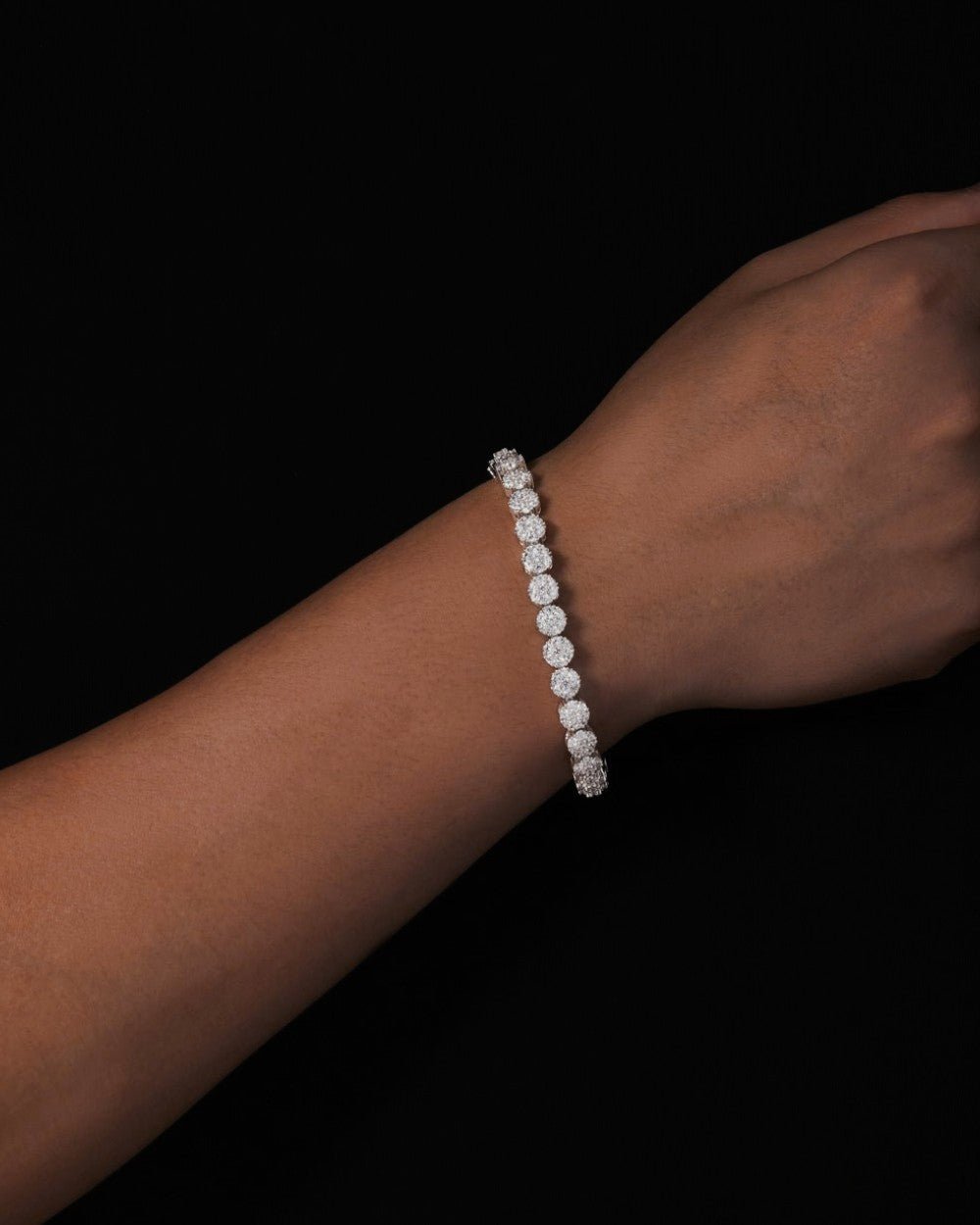 FLOWER TENNIS BRACELET.