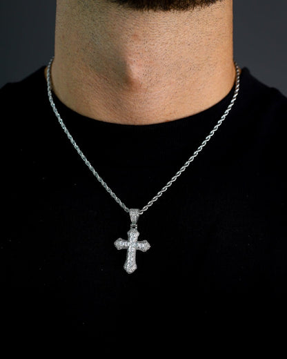 COLD CROSS PENDANT.