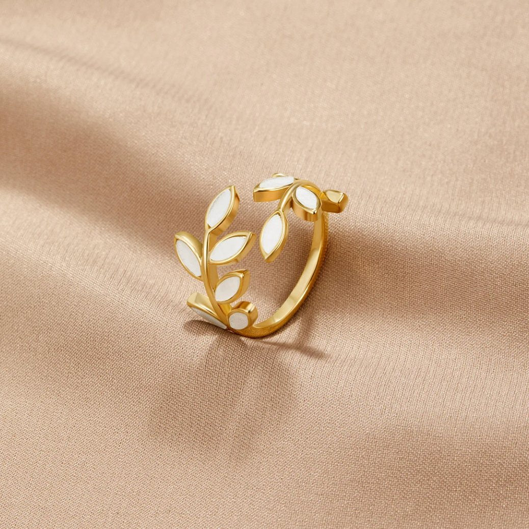 Adjustable (56-60) / 18K Gold