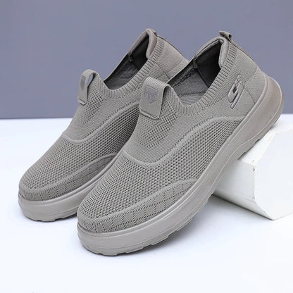 Men's Lightweight Breathable Sports Shoes Travel