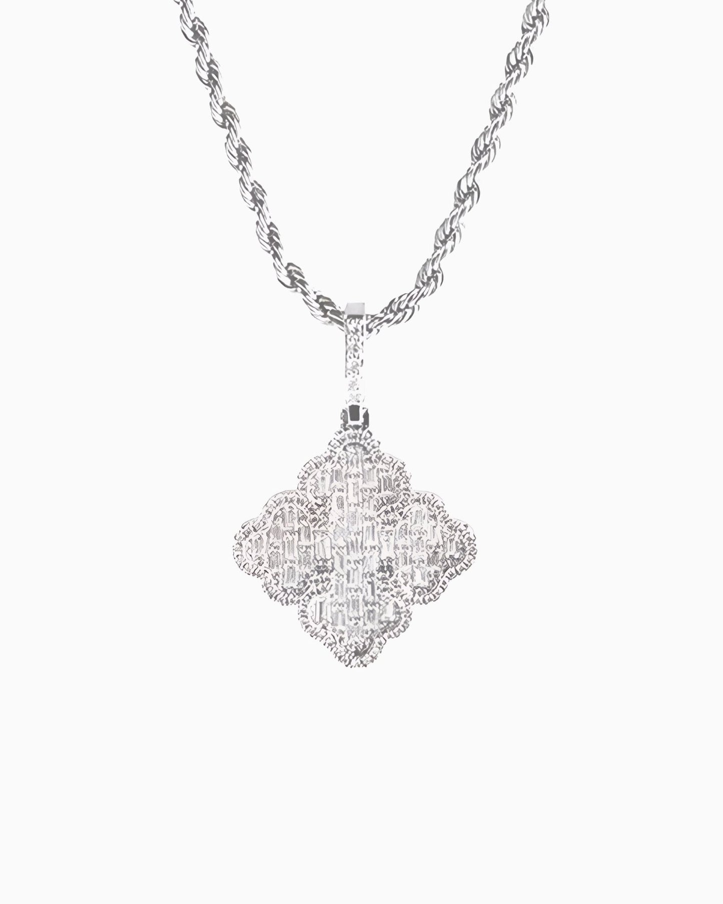 CLOVER GLACÉ PENDANT.