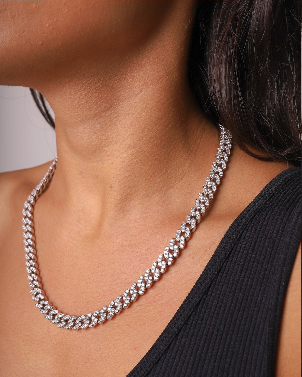 ICY CUBANA CHAIN.
