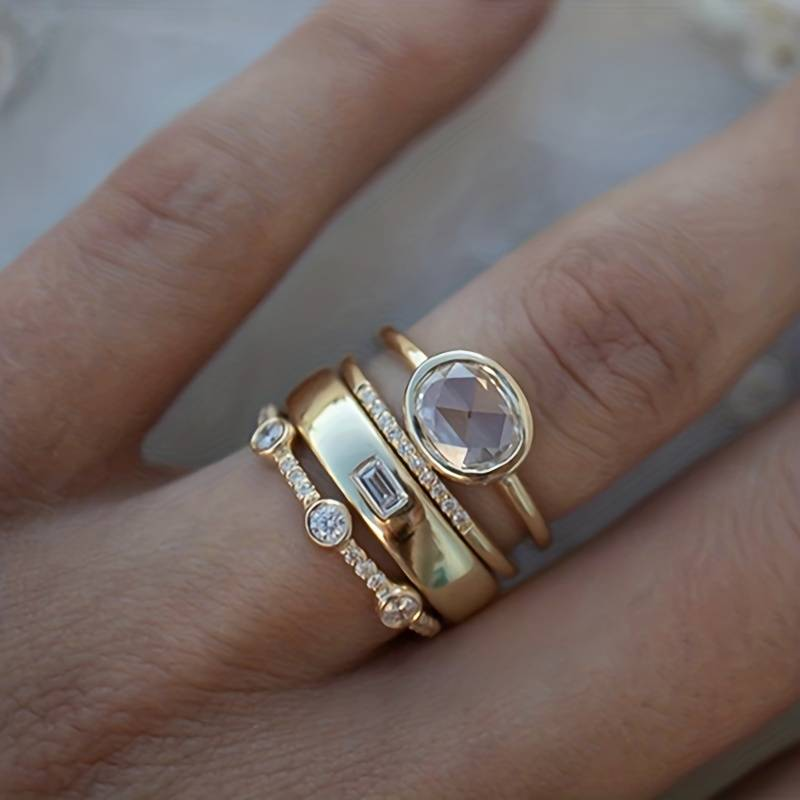 Lily - Gold and Zirconia Ring Set