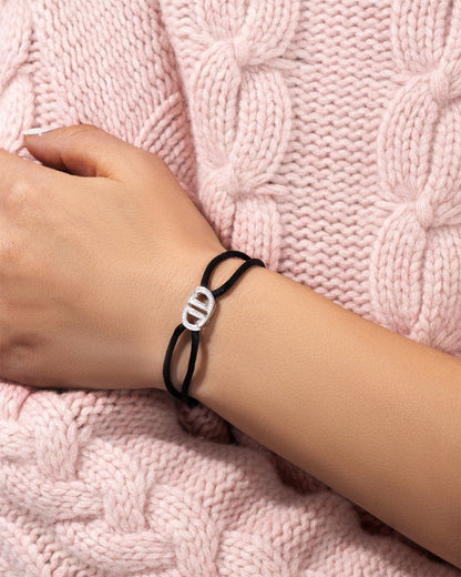 INFINITY CORD BRACELET IN MOISSANITE.