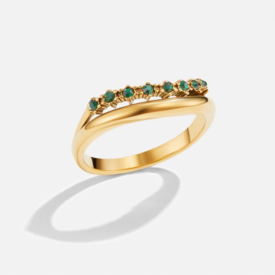 Mary - Stacking Ring in Emerald Green