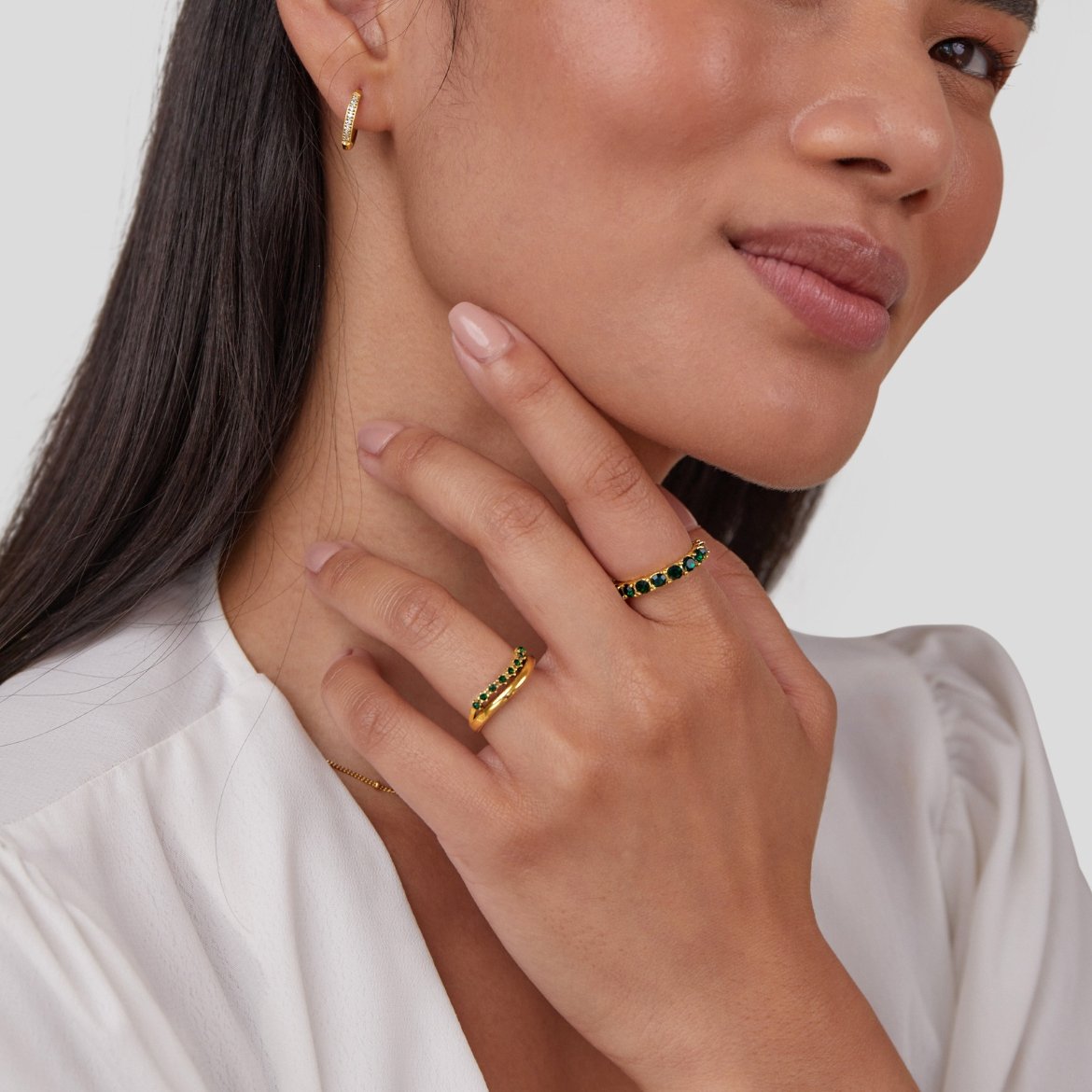 Mary - Stacking Ring in Emerald Green