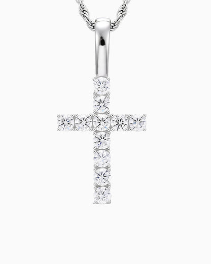 CROSS PENDANT IN MOISSANITE.