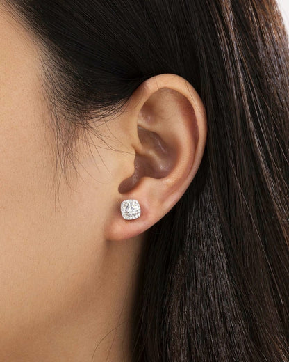 HALO MOISSANITE EARRINGS.