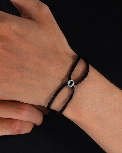 INFINITE CORD BRACELET IN FROSTED MOISSANITE.