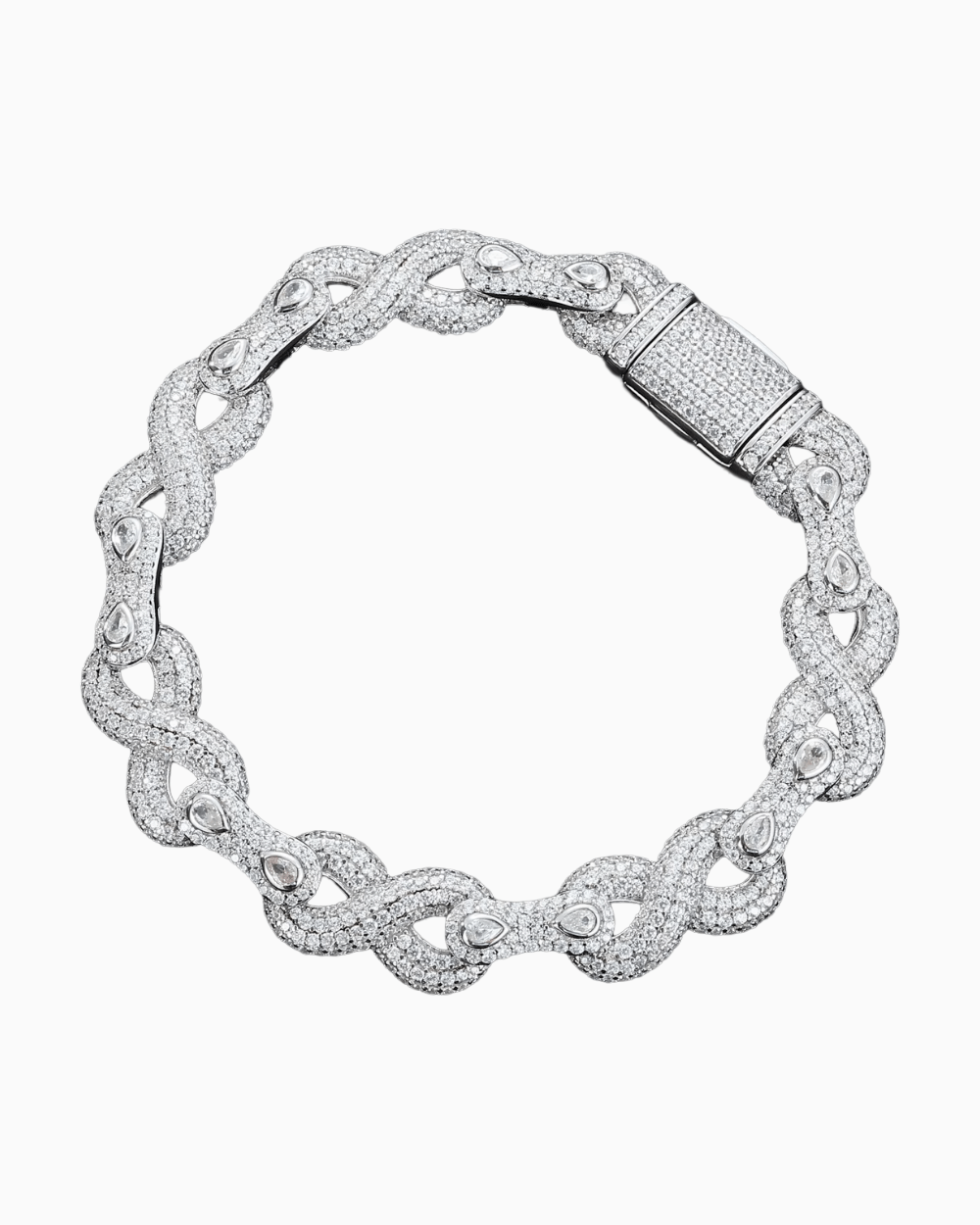 INFINITY BRACELET IN MOISSANITE.