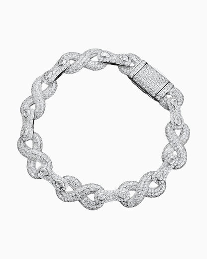 INFINITY BRACELET IN MOISSANITE.