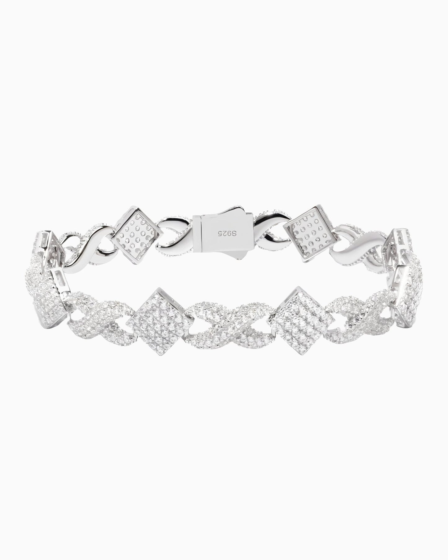 RHOMBUS INFINITY BRACELET IN MOISSANITE.