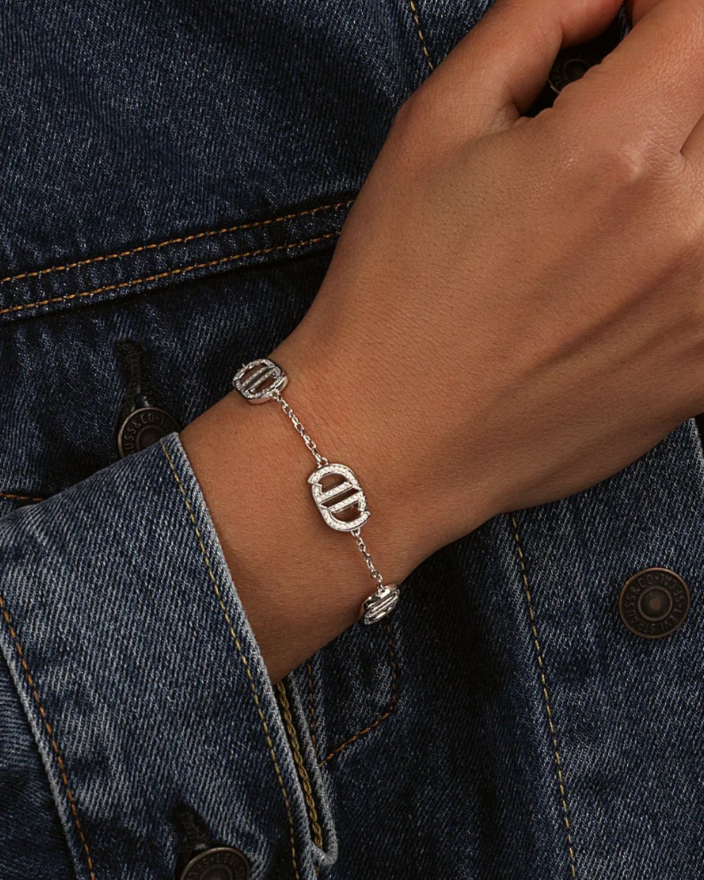 MONOGRAM BRACELET IN MOISSANITE.
