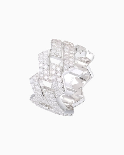 CUBIC MOISSANITE RING WITH PRONGS.