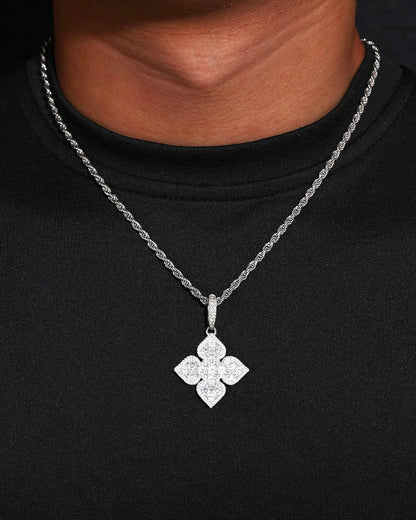 WHITE CLOVER MOISSANITE PENDANT.