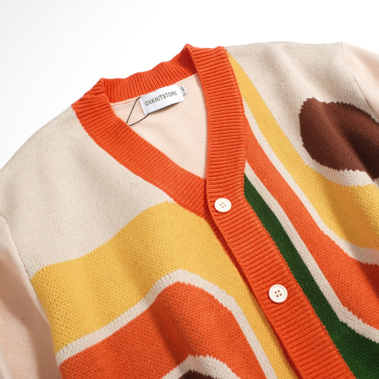 Retro 1970s Knitted Cardigan for Men – Vintage Cream with Multicoloured Geometric Print