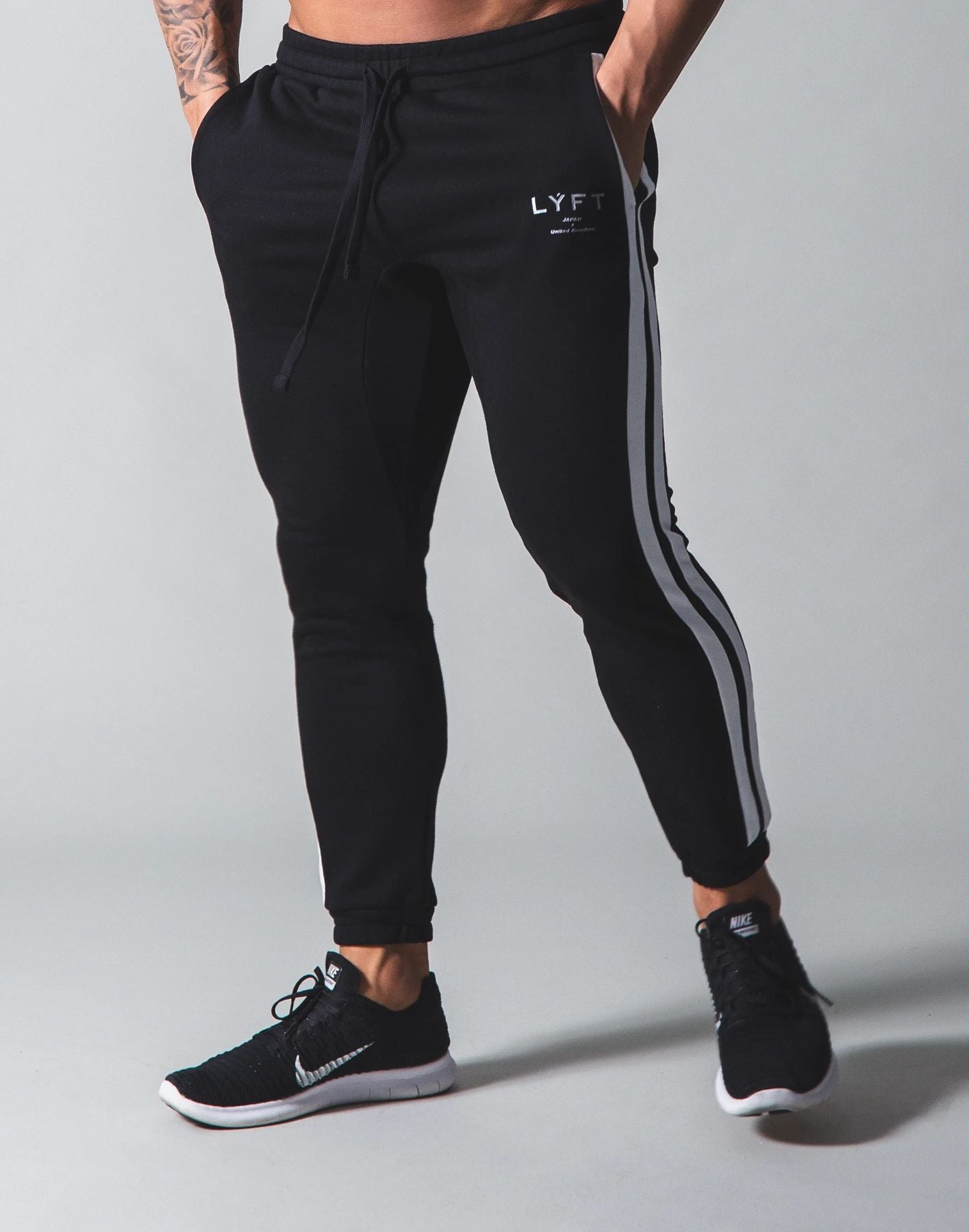 Black / XXXL (Size 38)