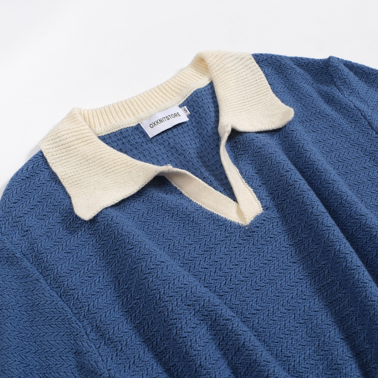 1970s Men's Knitted Polo – Retro Wide Collar Short Sleeve in Navy Blue