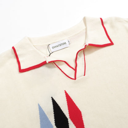 1970s Vintage Knit Polo for Men – Retro Cream with Red, Black & Blue Arrow Graphic