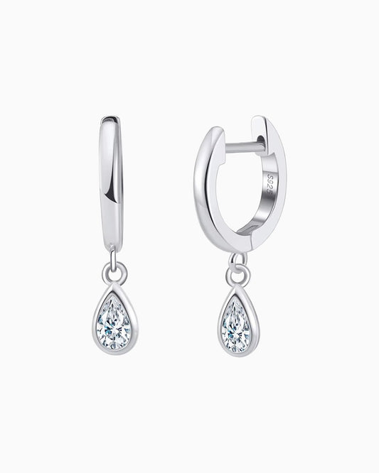 SHIMMERING EARRINGS.