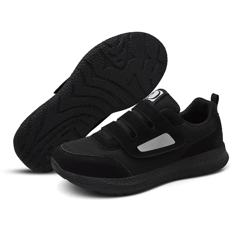 Black / 46
